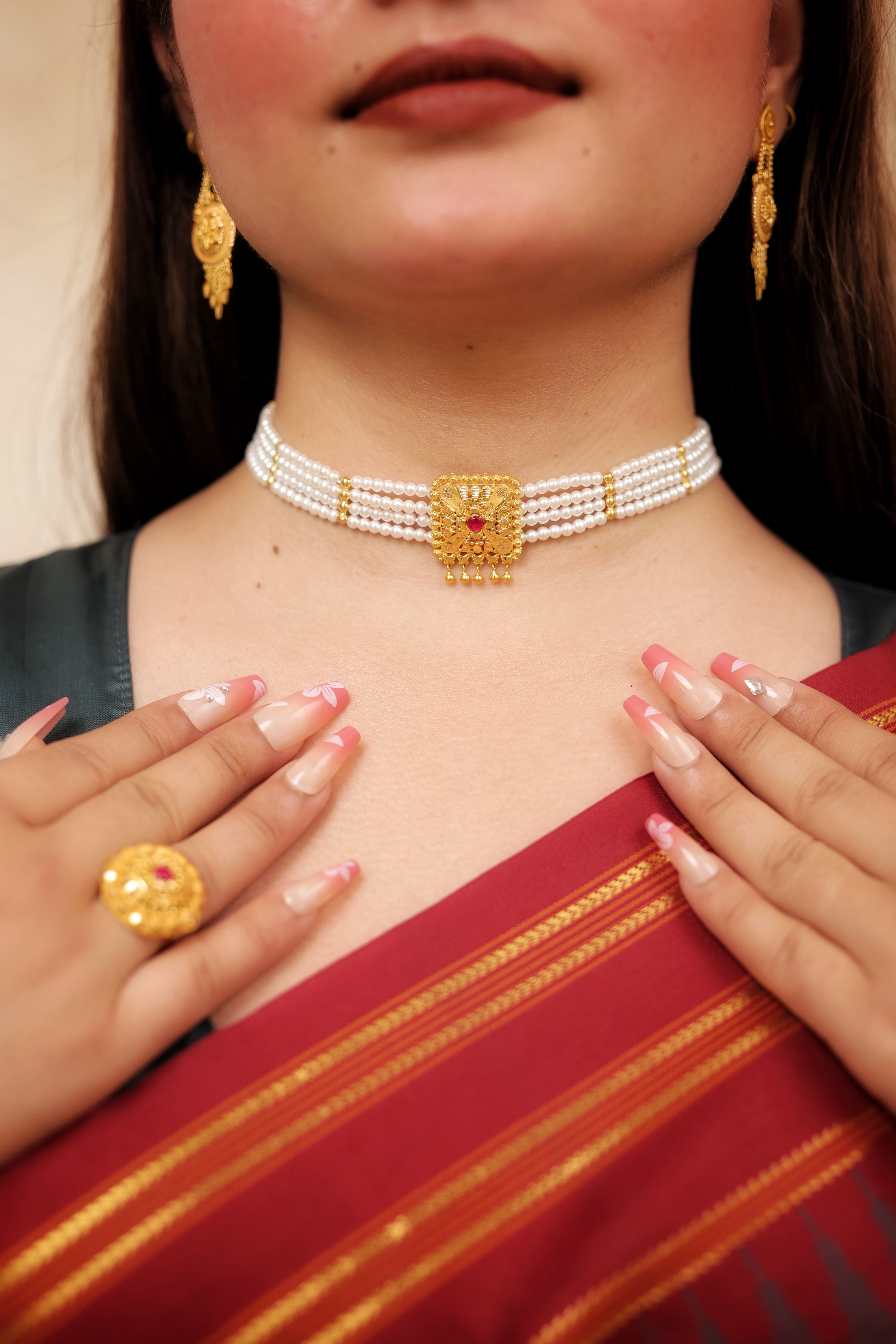 Elegant White Pearl Chokhar with 22K Gold Centerpiece | Traditional Bridal Choker | Jaishree Jewellers