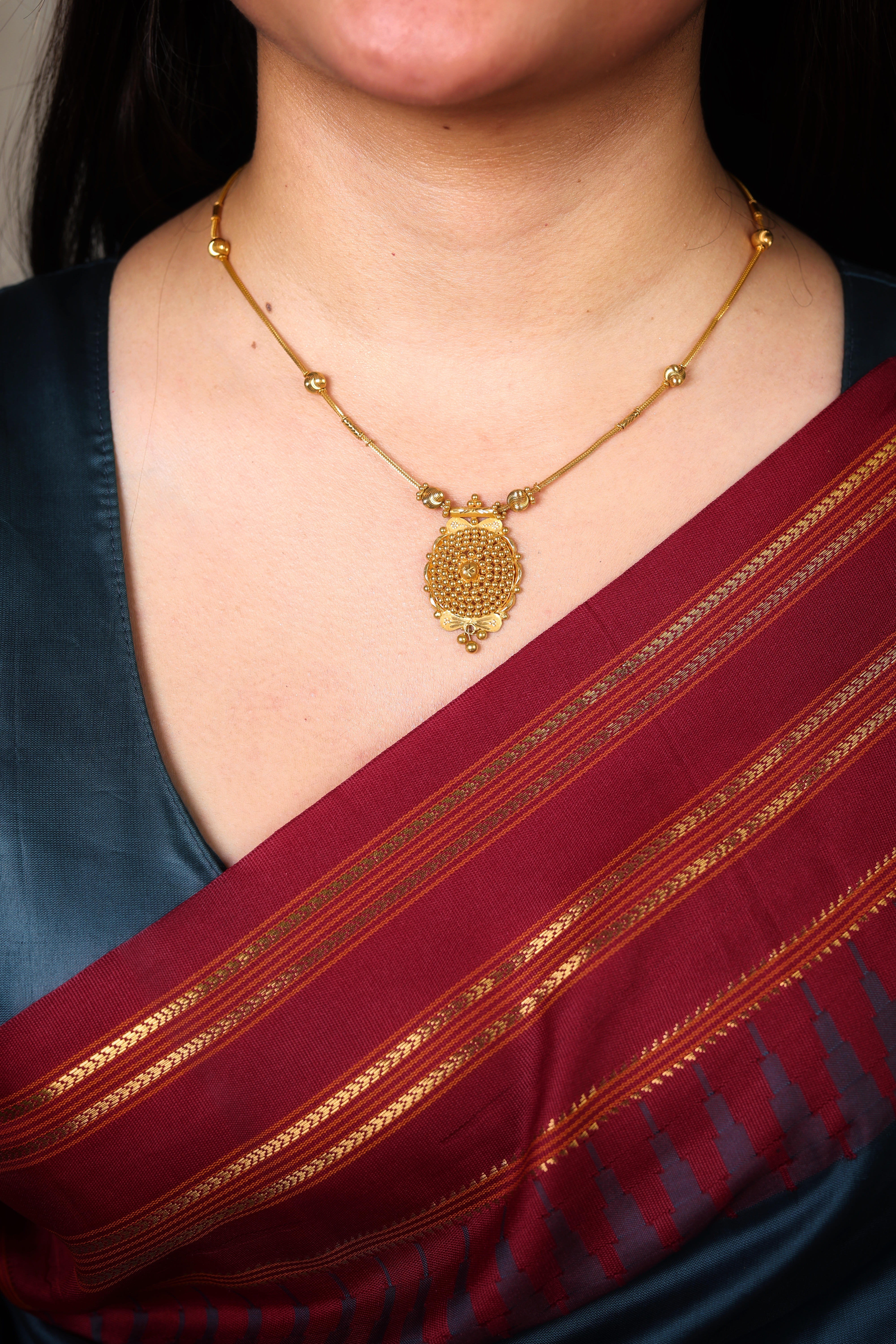 Traditional 22K Gold Filigree Teardrop Pendant Necklace Set