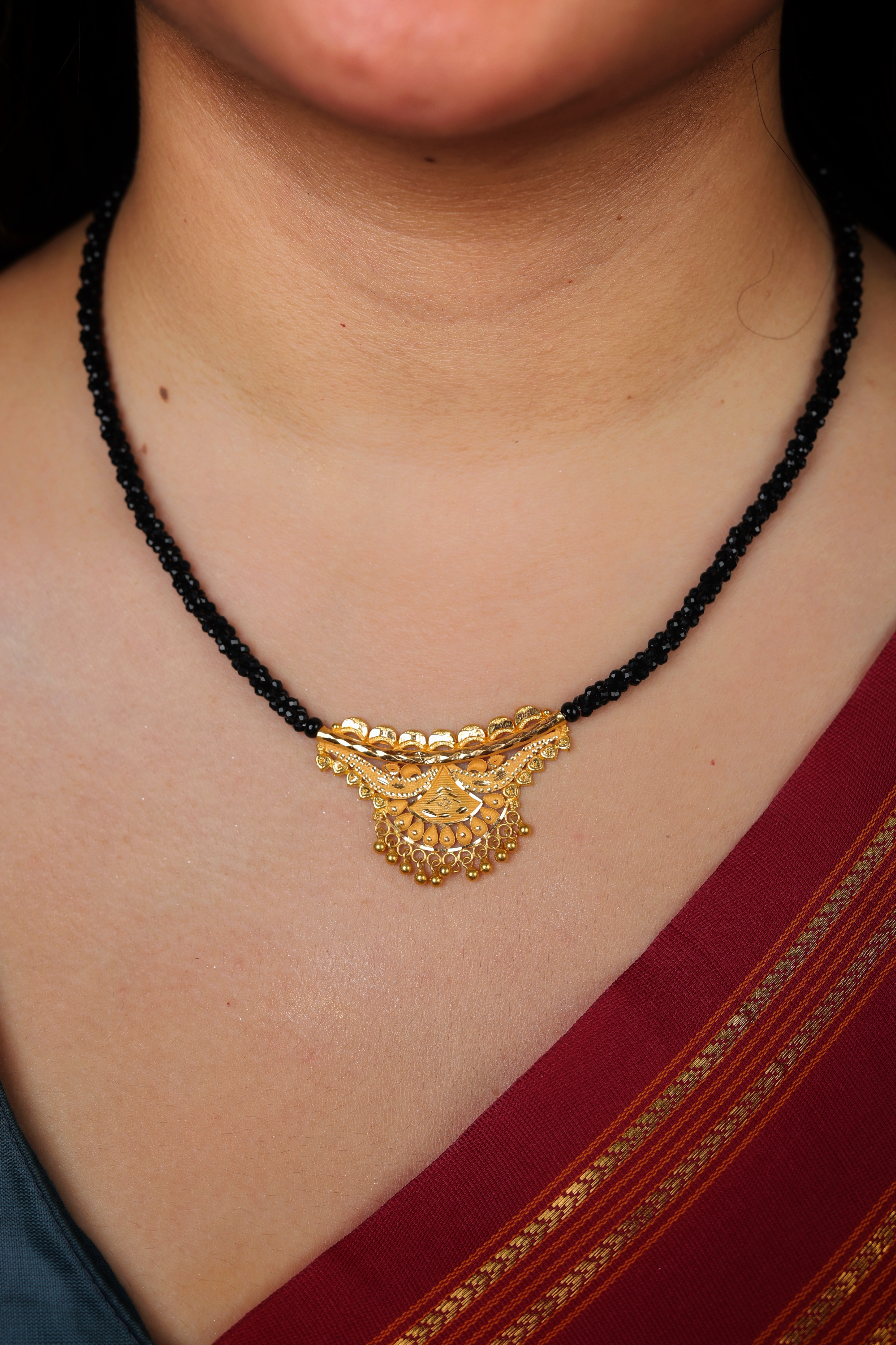 Elaborate Textured Arch Gold Pendant Mangal Sutra with Jhallar Drops