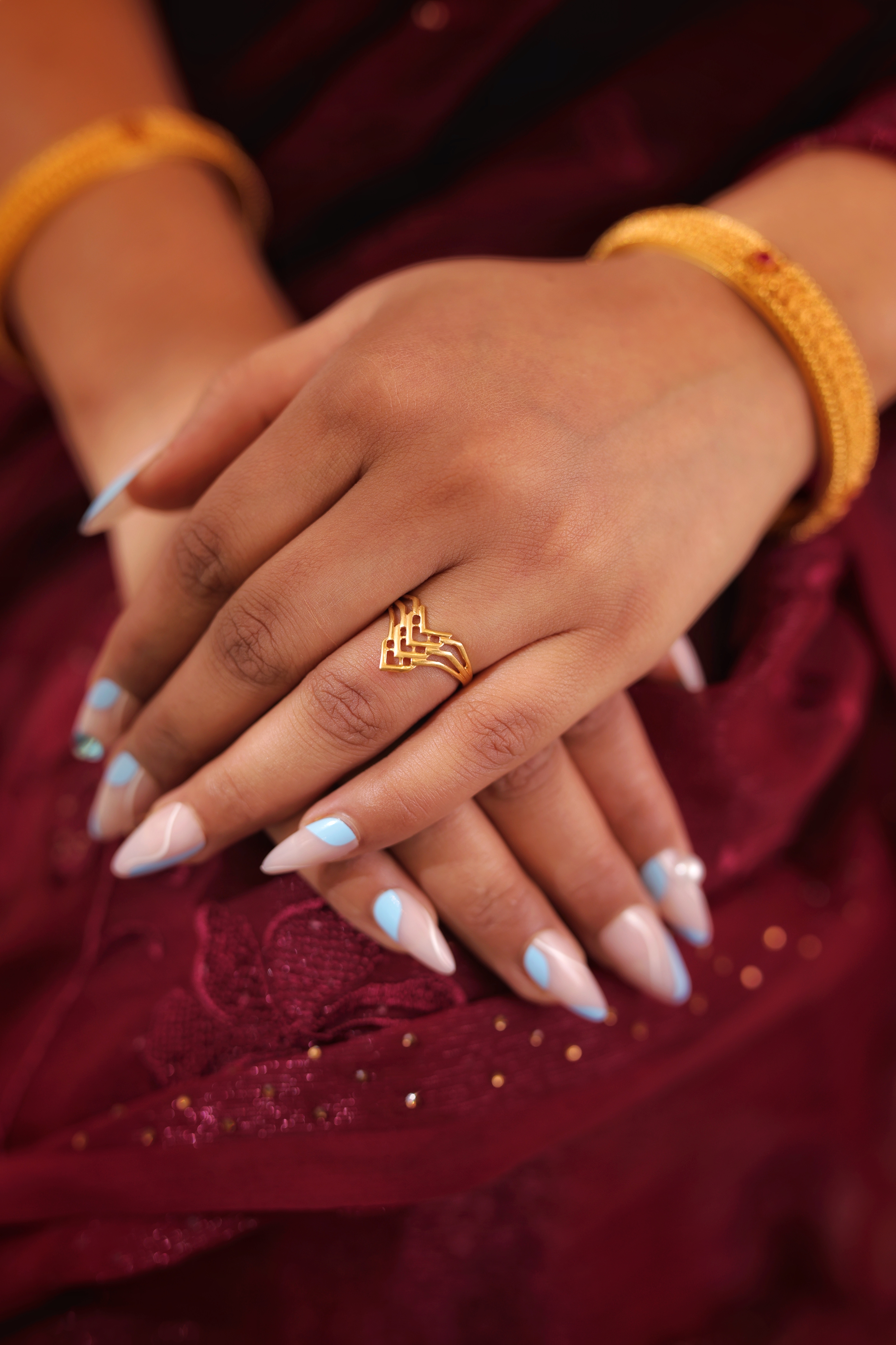 Openwork Geometric Heart Gold Ladies Casting Ring