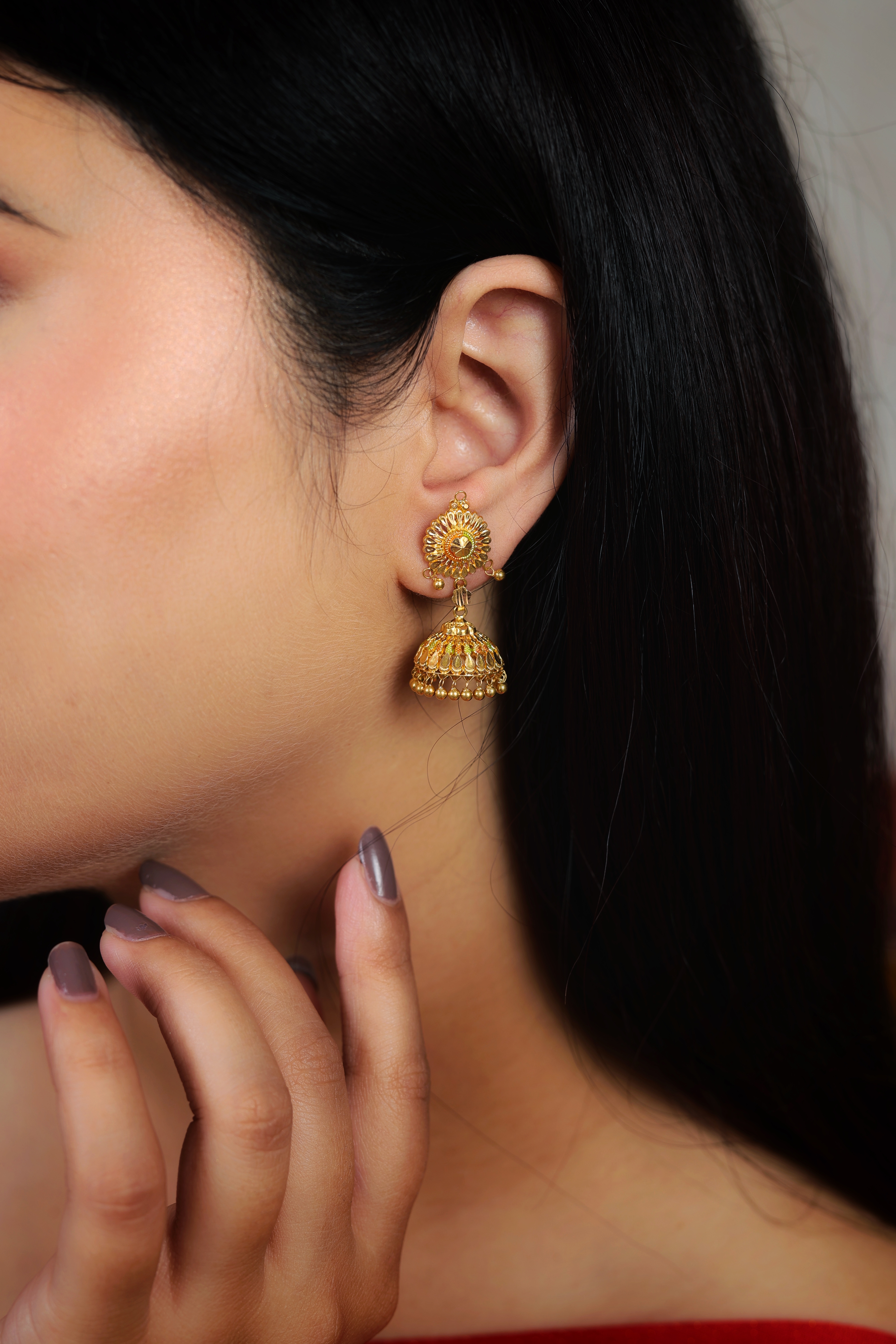 Ornate Sunburst Top Traditional Gold Jhumki Earrings