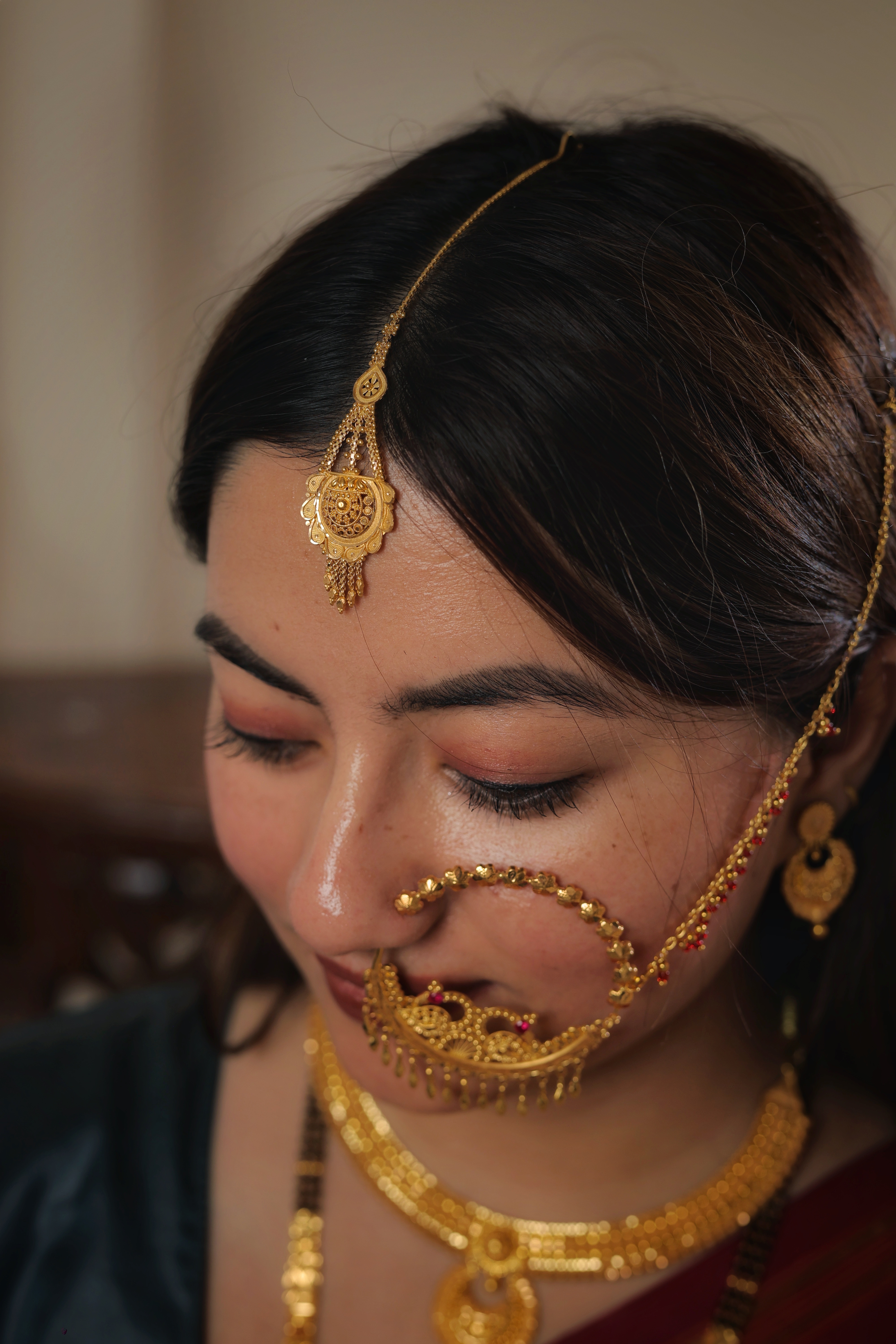 Floral Scalloped Traditional Gold Maang Tika with Cascading Tassels