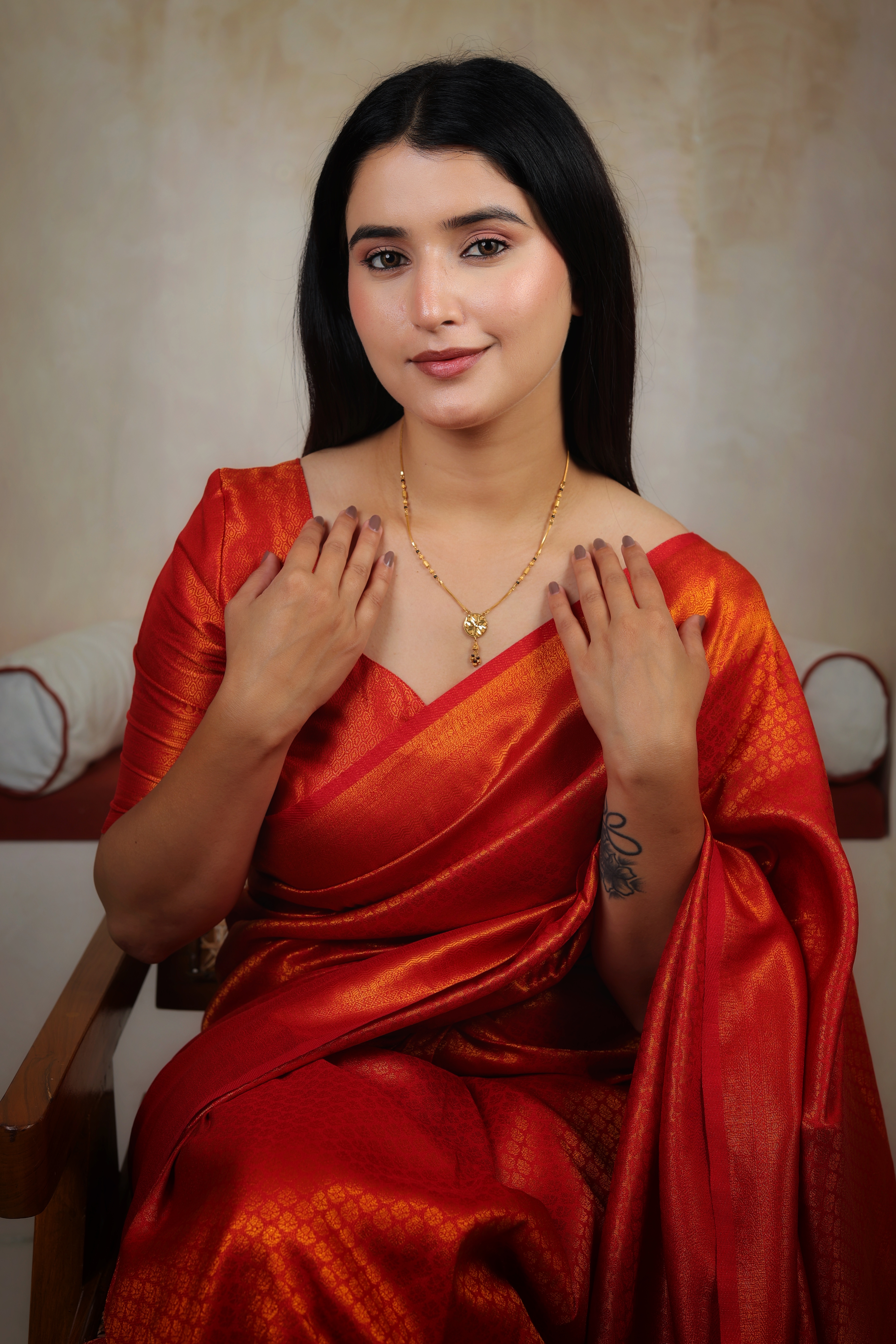 Dainty Circular Floral Short Mangalsutra with Textured Gold Bead Accents