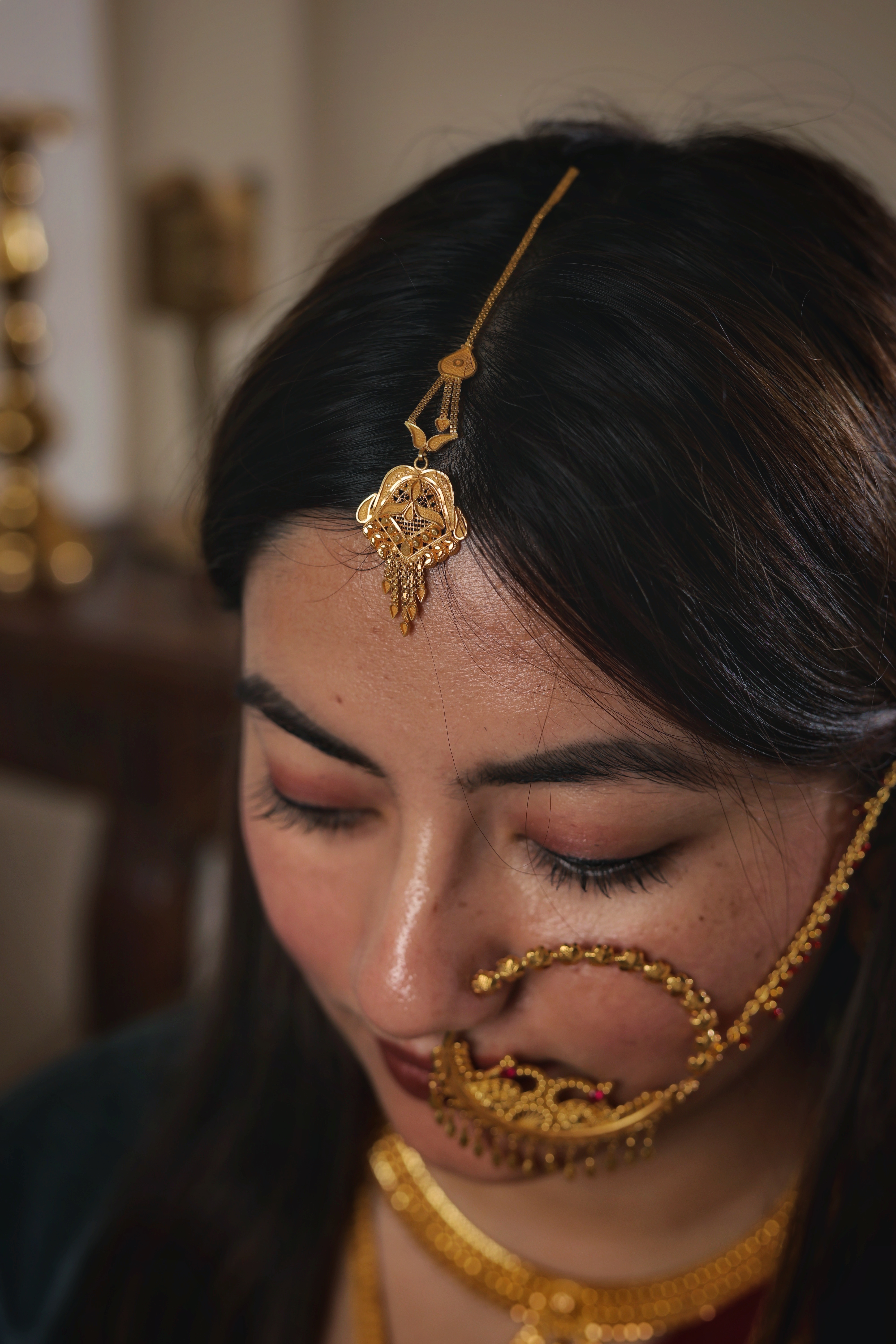 22K Gold Traditional Maang Tikka with Intricate Antique Finish