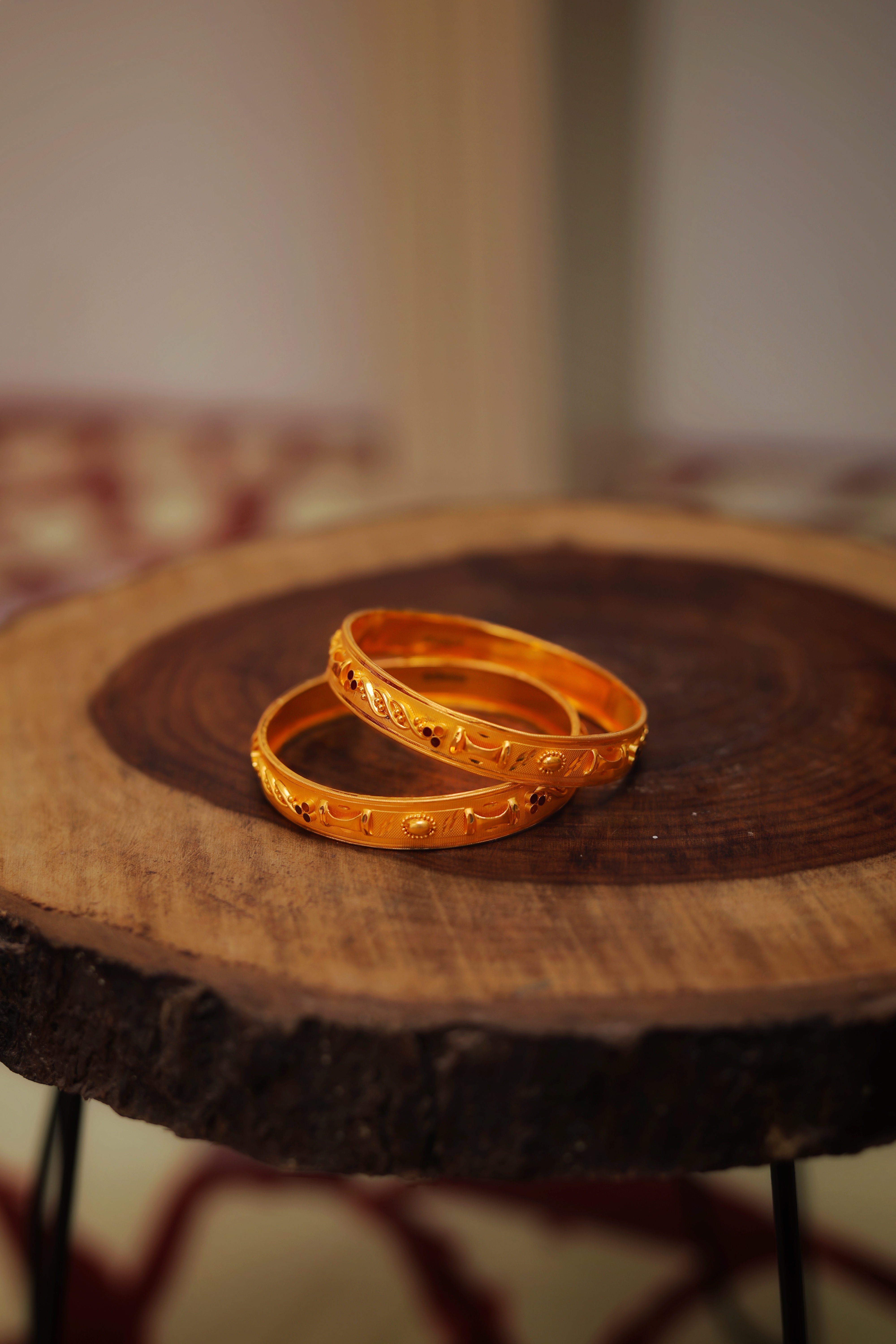 Traditional Gold Designer Bangles – Ethnic Engraved Gold Bangles for Women