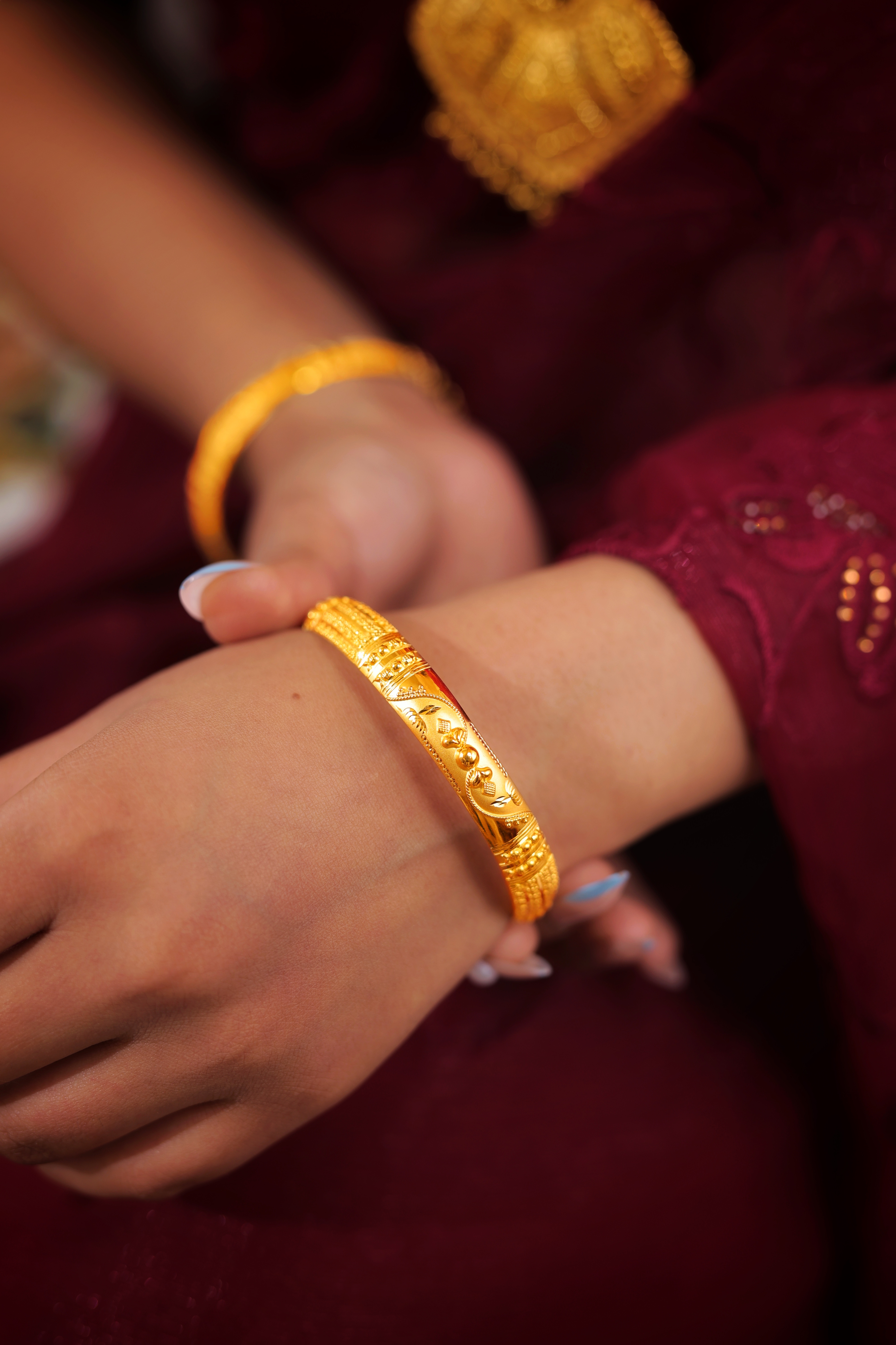 22K Gold Designer Bangles – Traditional Engraved Pattern 22K Gold Bangles for Women